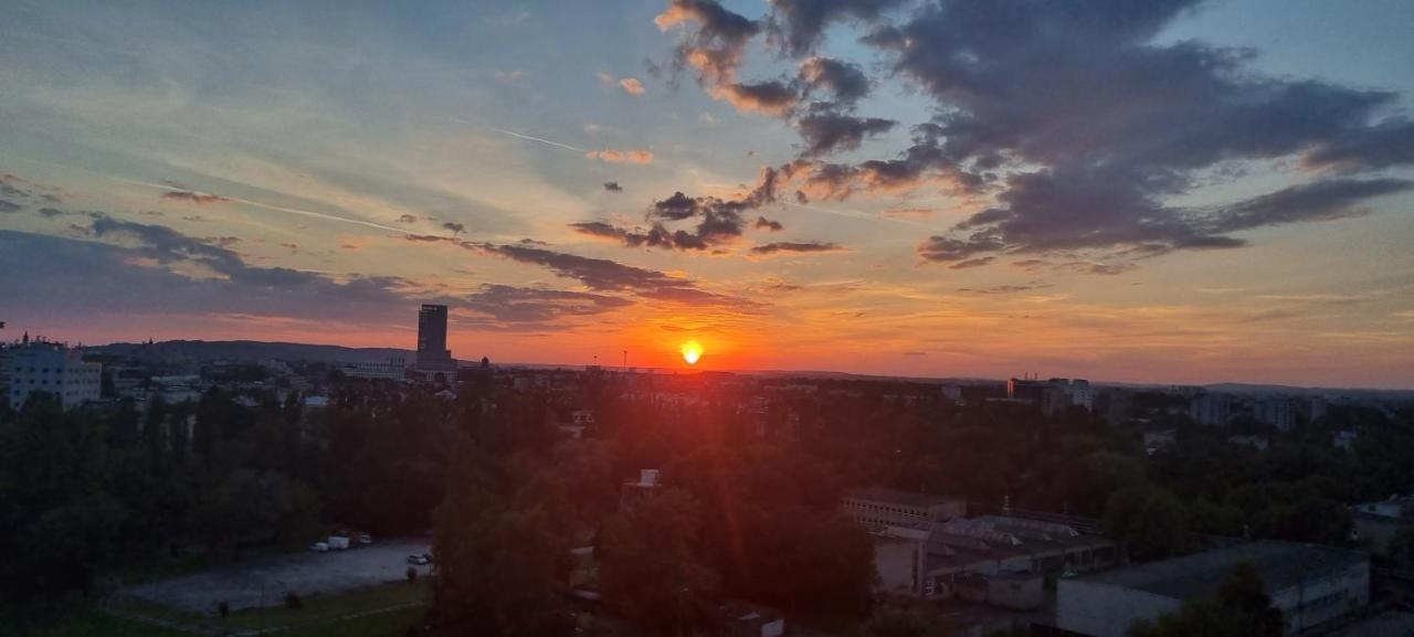 12 Floor Mogilska Tower Apartment Krakow Exterior photo